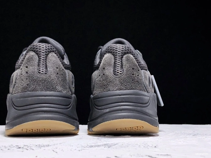 Utility 700 Boost Adidas Yeezy Black FV5304 0814